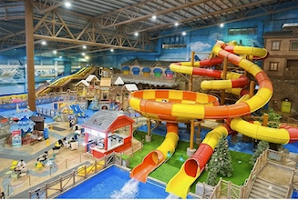 Wanda Water Park indoor slides and pools